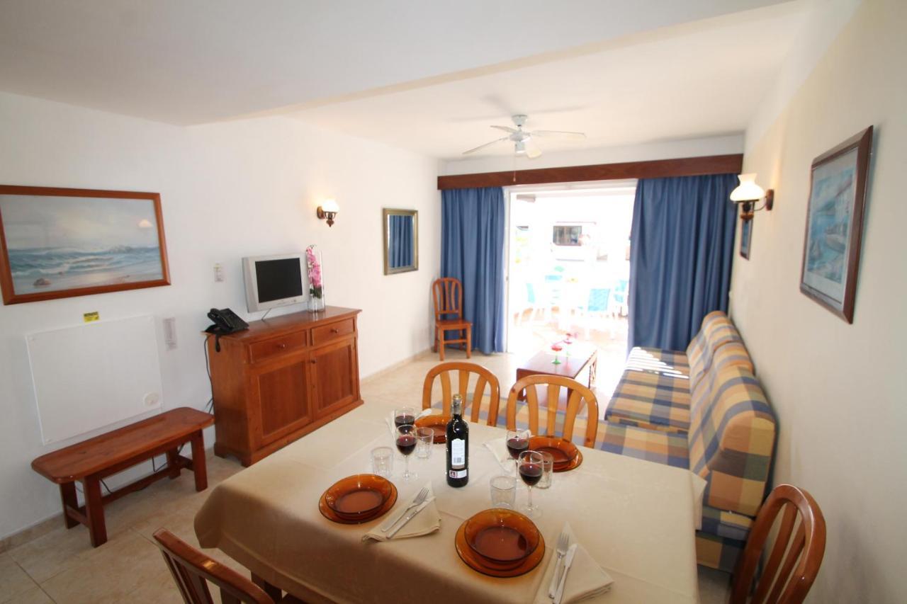 Apartaments Talayot Cala'N Blanes  Bagian luar foto